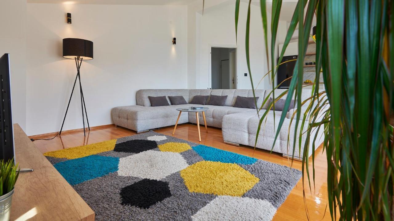 Villa M Split Eksteriør billede